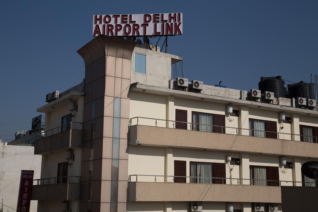 Airport Hotel Jet Inn Suites Ню Делхи Екстериор снимка